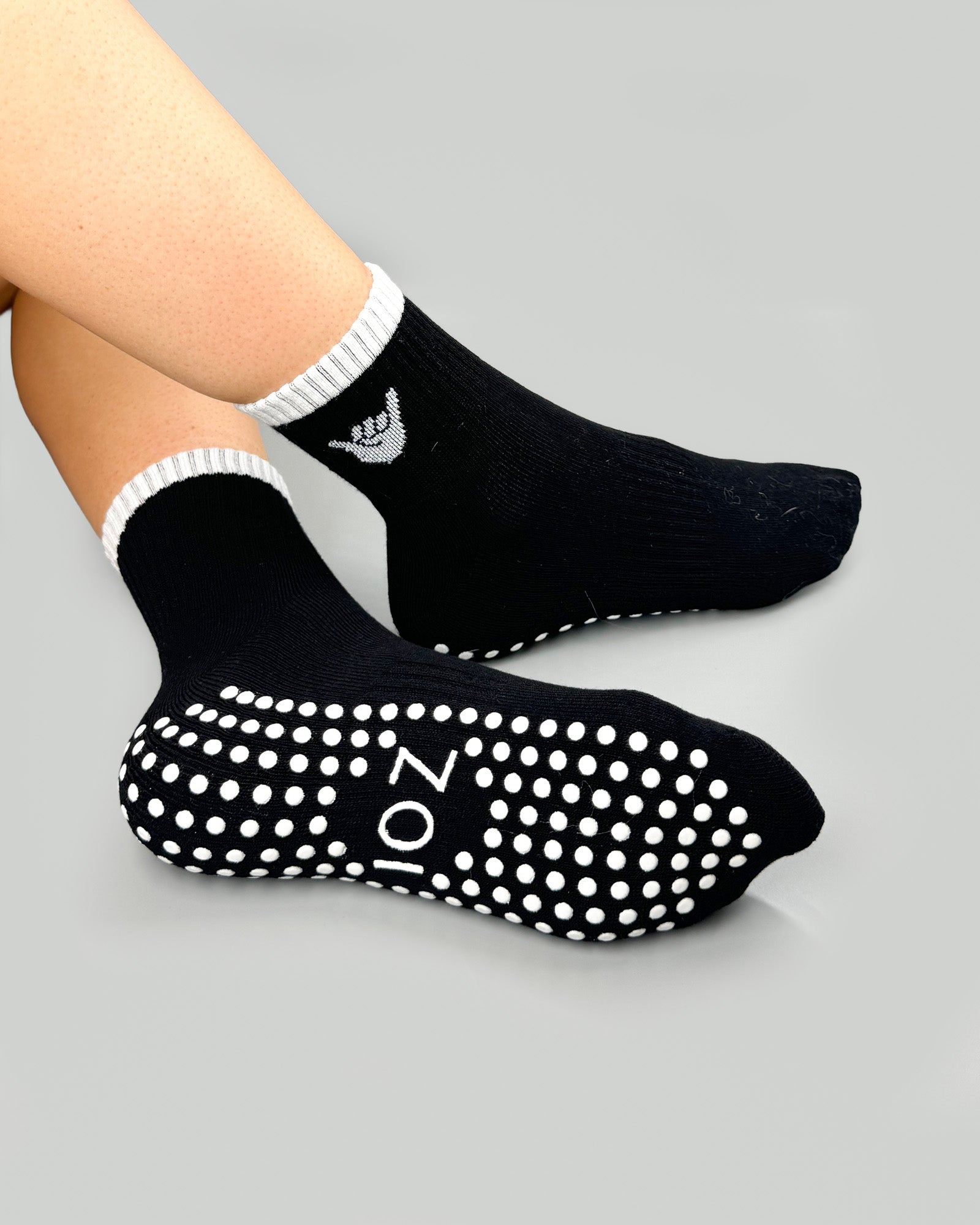 Hang Loose Ankle Grip Socks