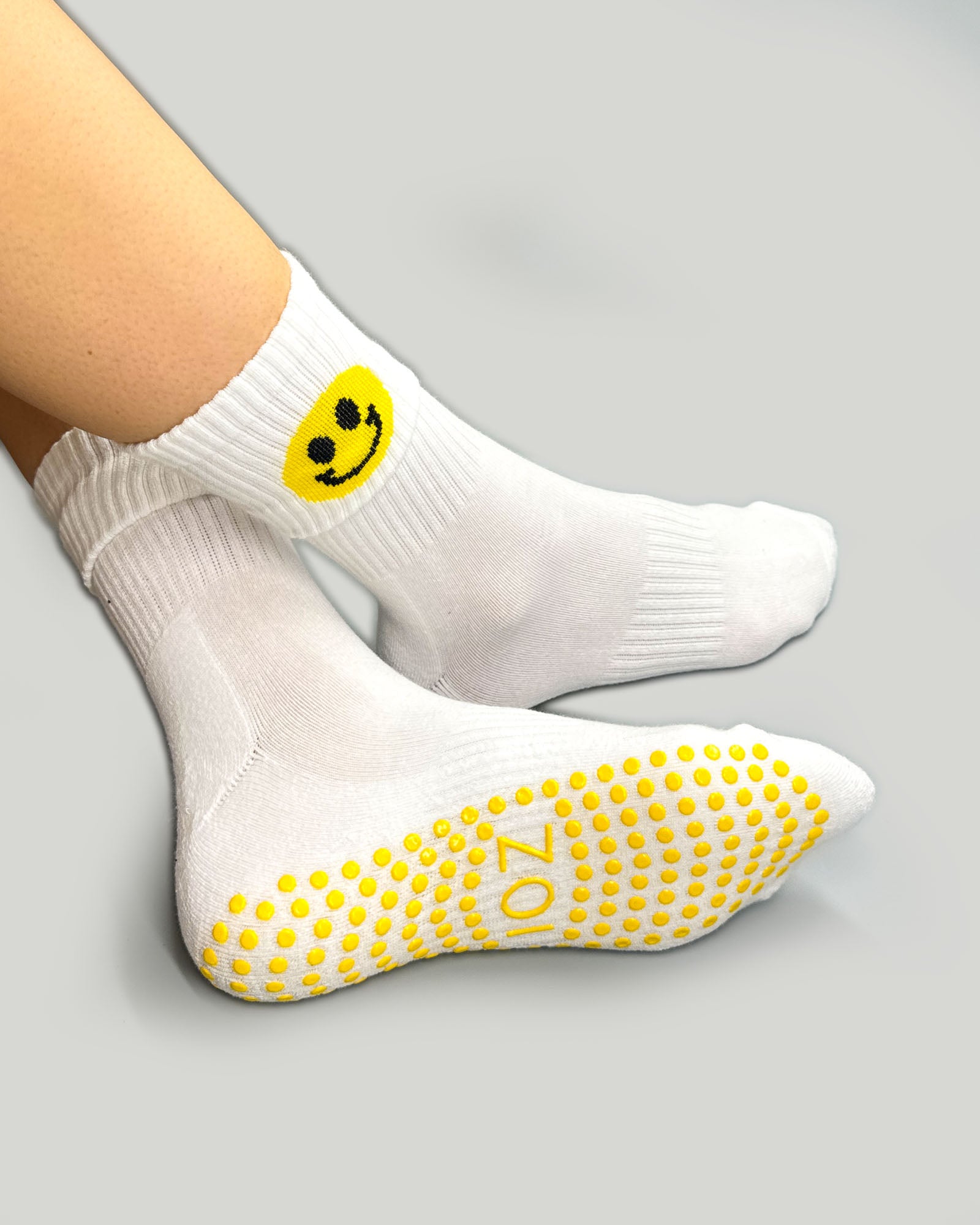 Smiley Crew Grip Socks